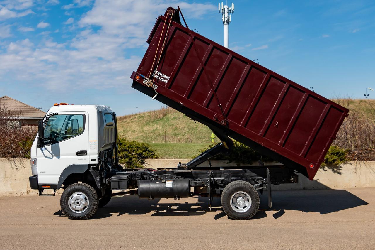 2014 Mitsubishi Fuso 4x4 FG Canter Box & Hoist Diesel Red Deer AB
