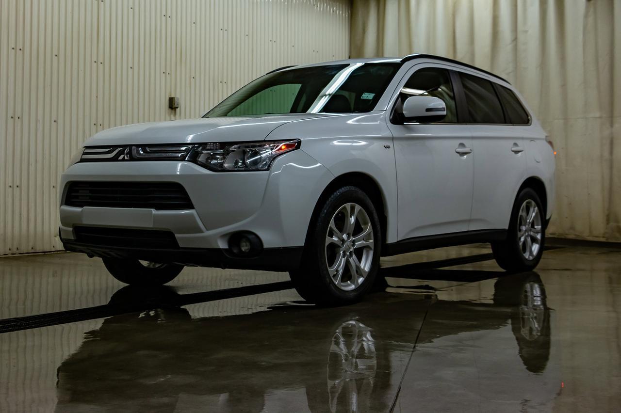 2014 Mitsubishi Outlander AWD GT Leather Roof Nav BCam Red Deer AB