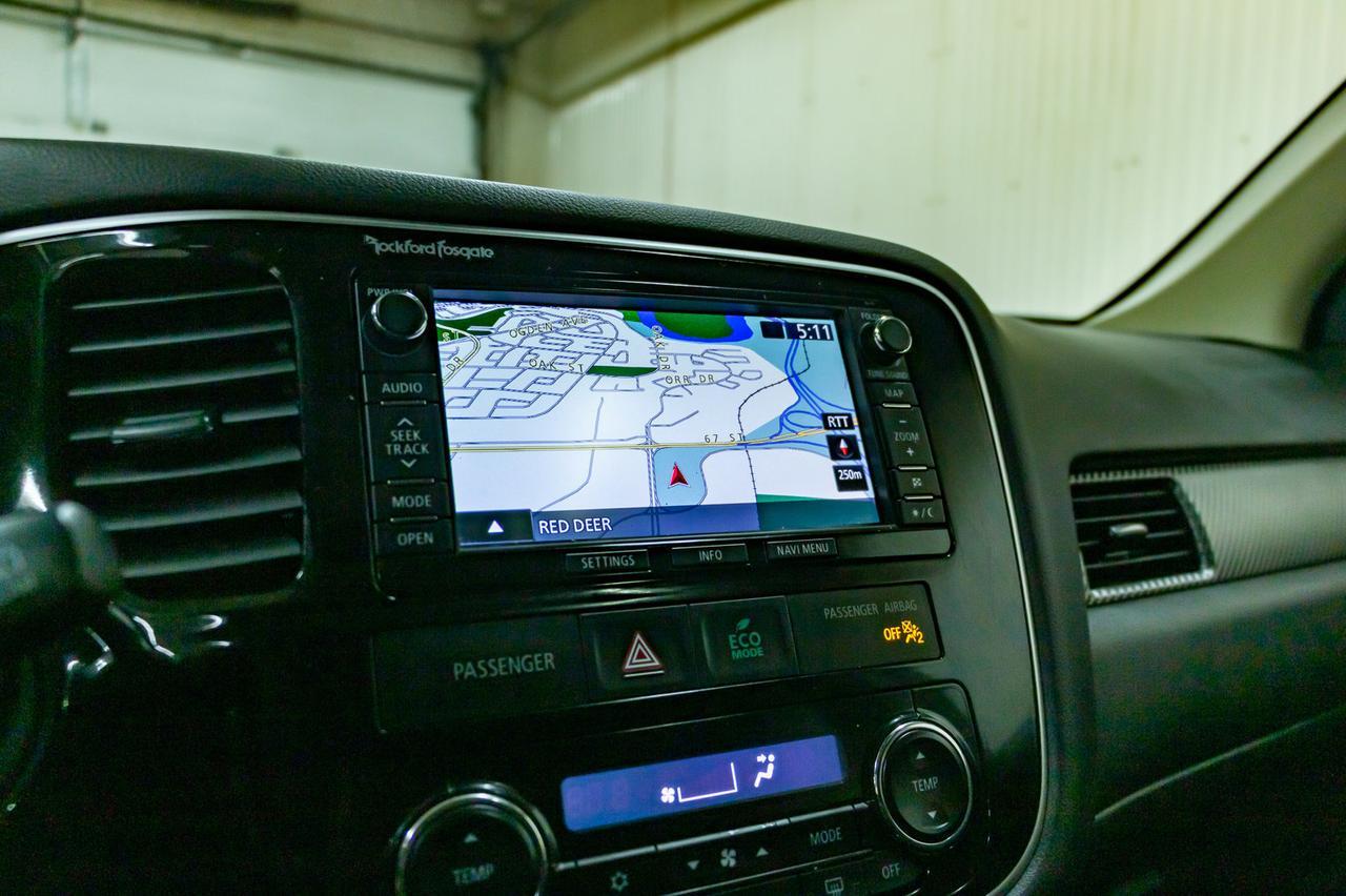 2014 Mitsubishi Outlander AWD GT Leather Roof Nav BCam Red Deer AB