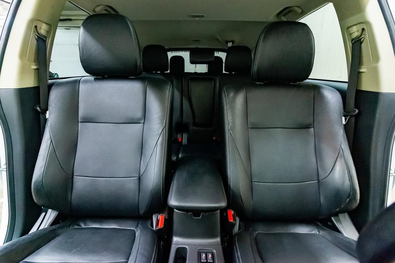 2014 Mitsubishi Outlander AWD GT Leather Roof Nav BCam Red Deer AB