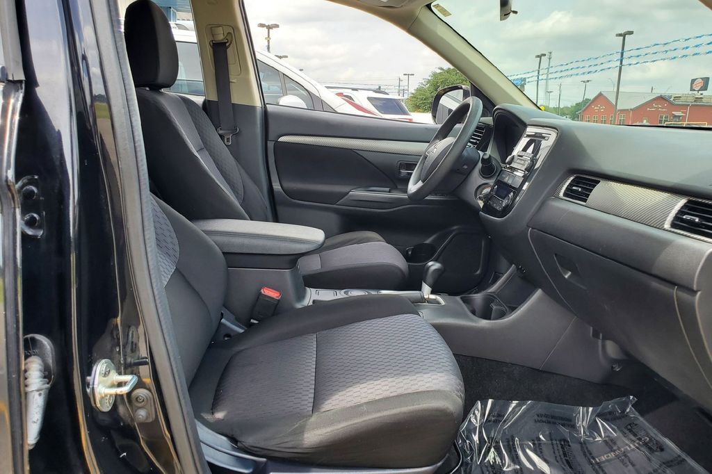 2014 Mitsubishi Outlander ES Hondo TX