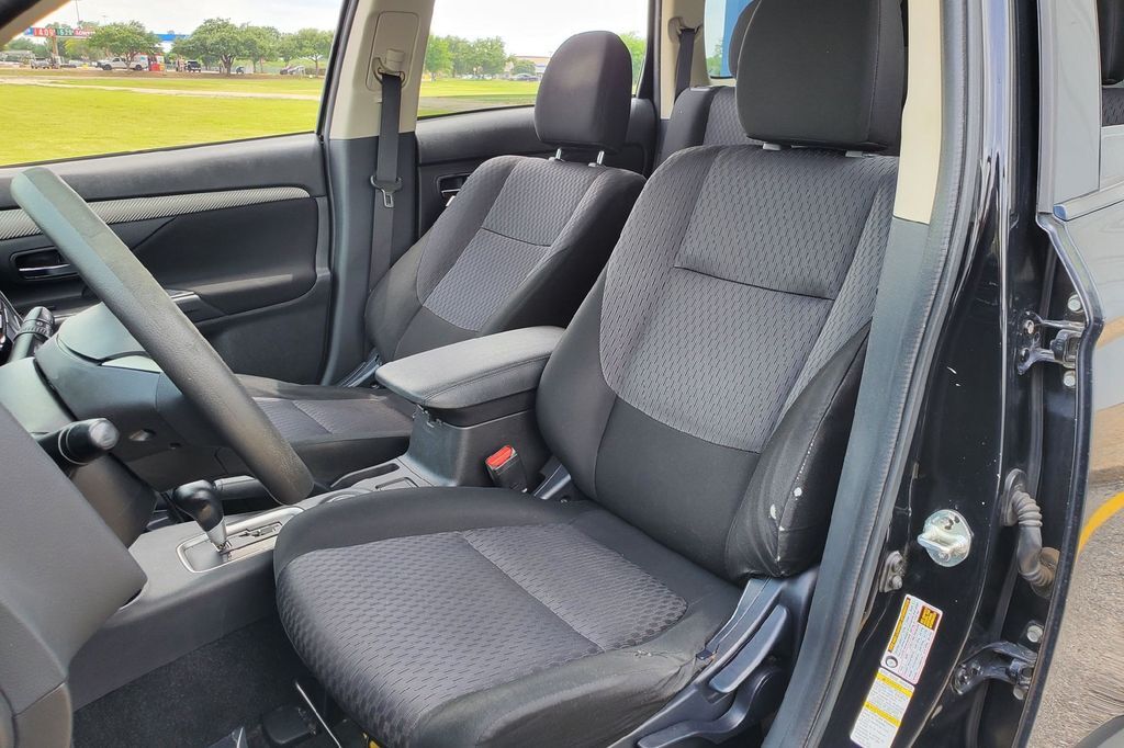2014 Mitsubishi Outlander ES Hondo TX