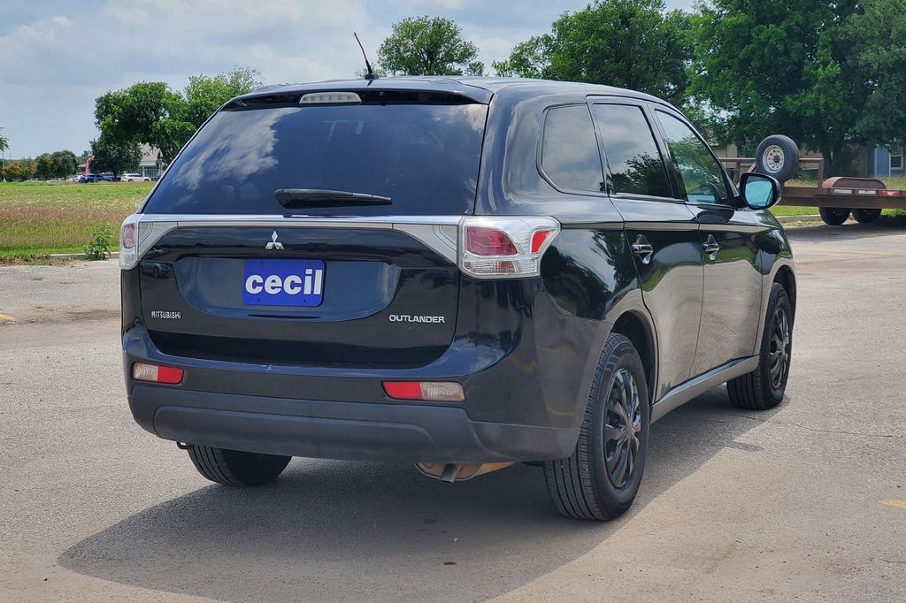 2014 Mitsubishi Outlander ES Hondo TX