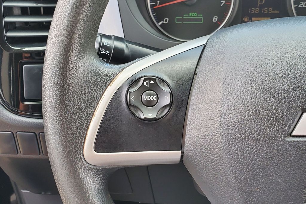 2014 Mitsubishi Outlander ES Hondo TX