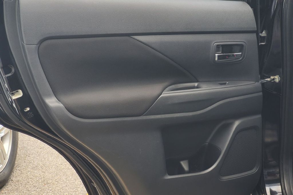 2014 Mitsubishi Outlander ES Hondo TX