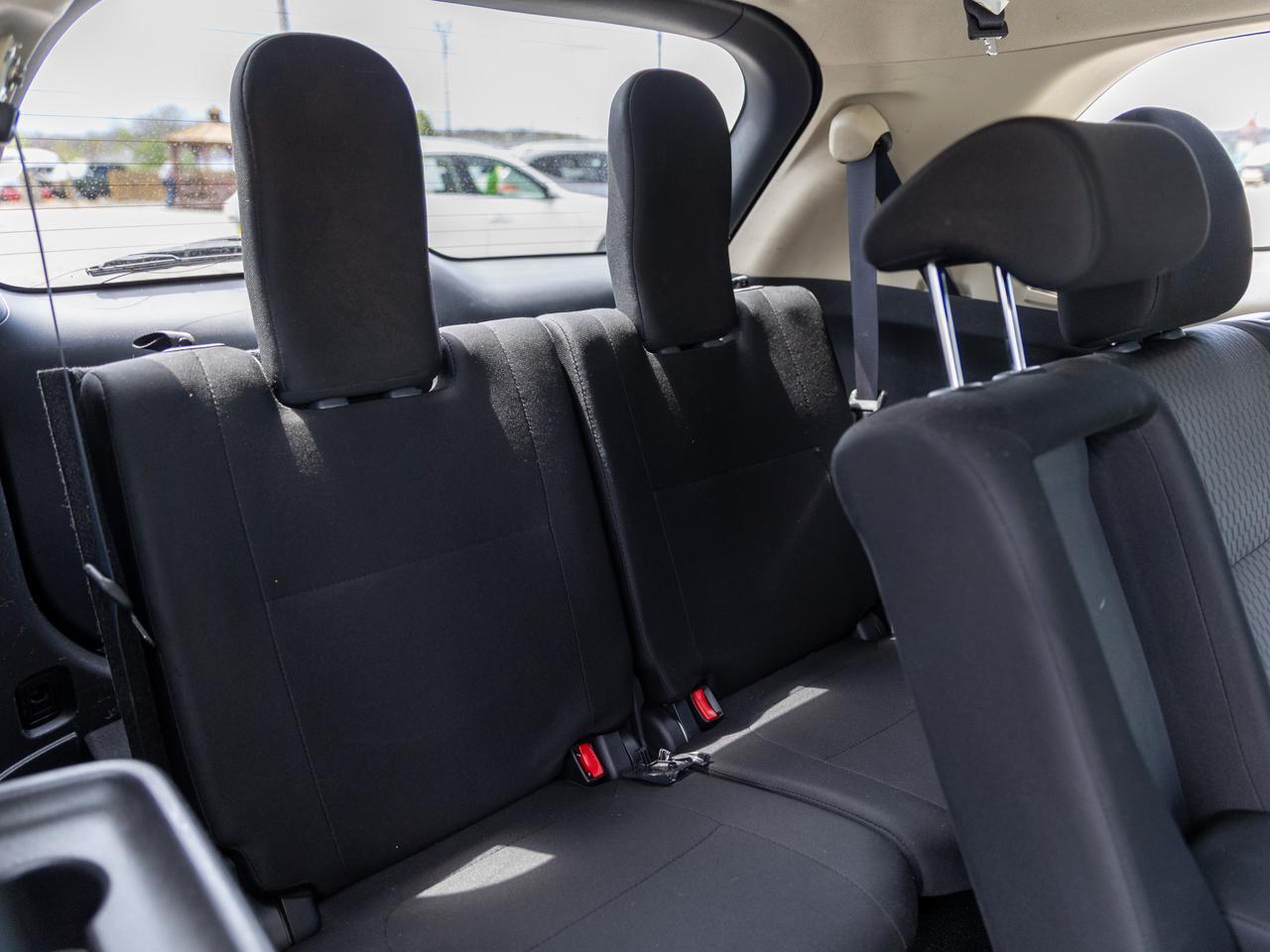 2014 Mitsubishi Outlander ES 7-Passenger Cranberry PA