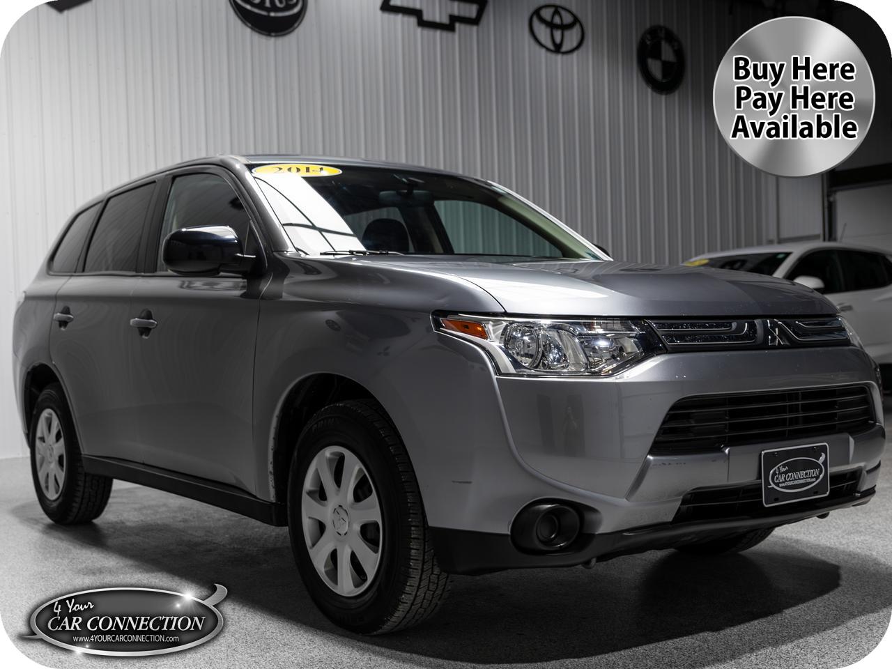 2014 Mitsubishi Outlander ES FWD's photo