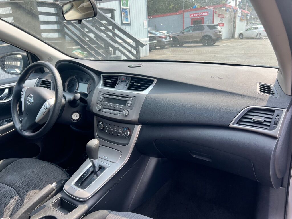 2014 NISSAN SENTRA S Des Moines WA