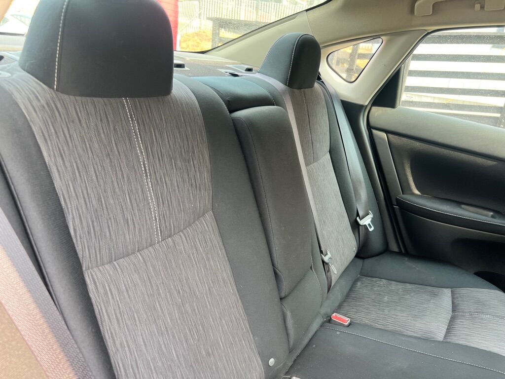 2014 NISSAN SENTRA S Des Moines WA