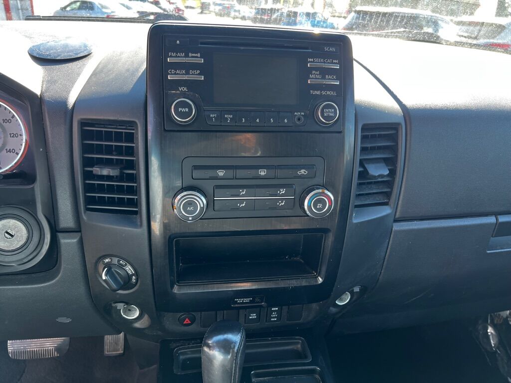 2014 NISSAN TITAN SV Des Moines WA