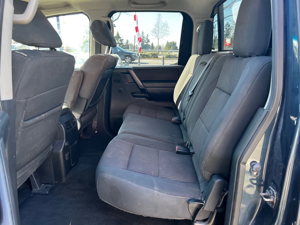 2014 NISSAN TITAN SV Des Moines WA