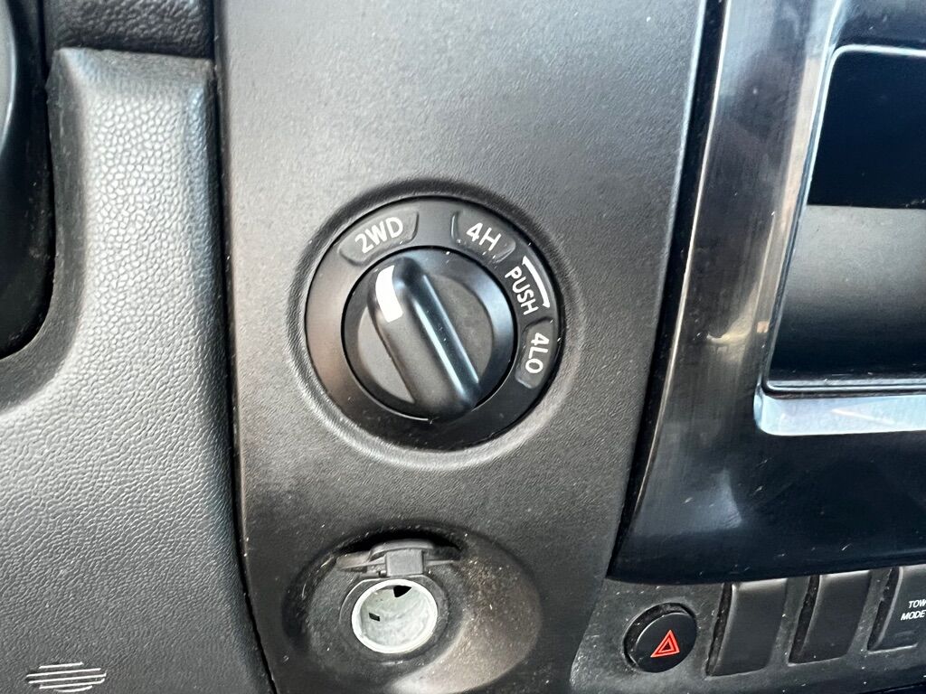2014 NISSAN TITAN SV Des Moines WA