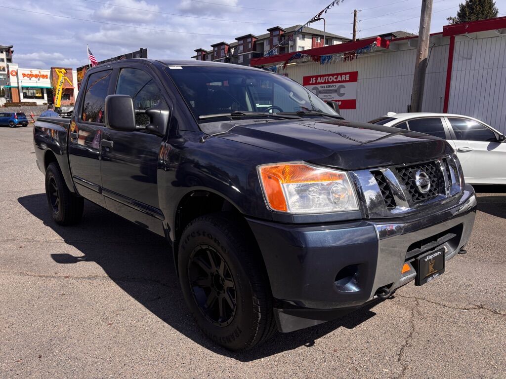 2014 NISSAN TITAN SV