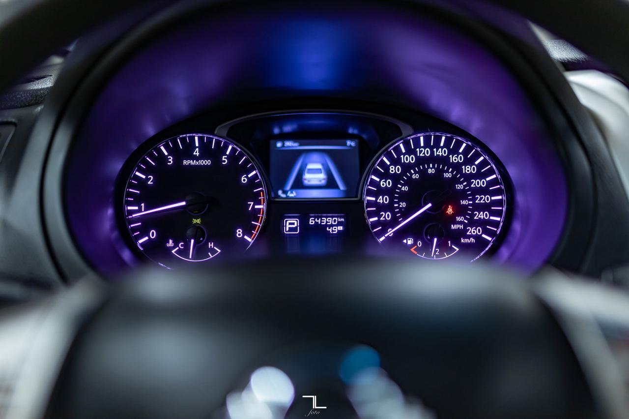 2014 Nissan Altima SL Leather Roof Nav BCam Red Deer AB