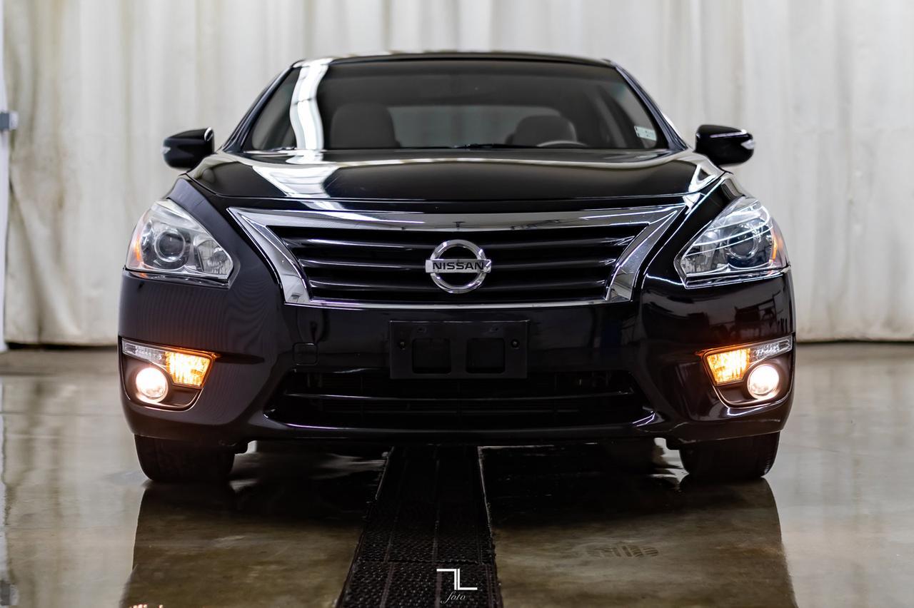 2014 Nissan Altima SL Leather Roof Nav BCam Red Deer AB