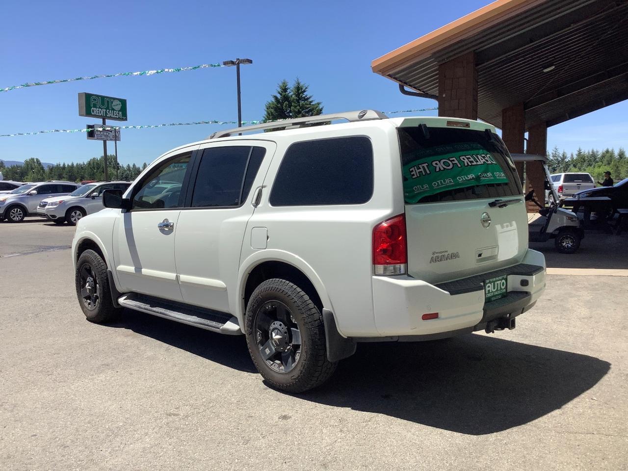 2014 Nissan Armada SV Hayden ID