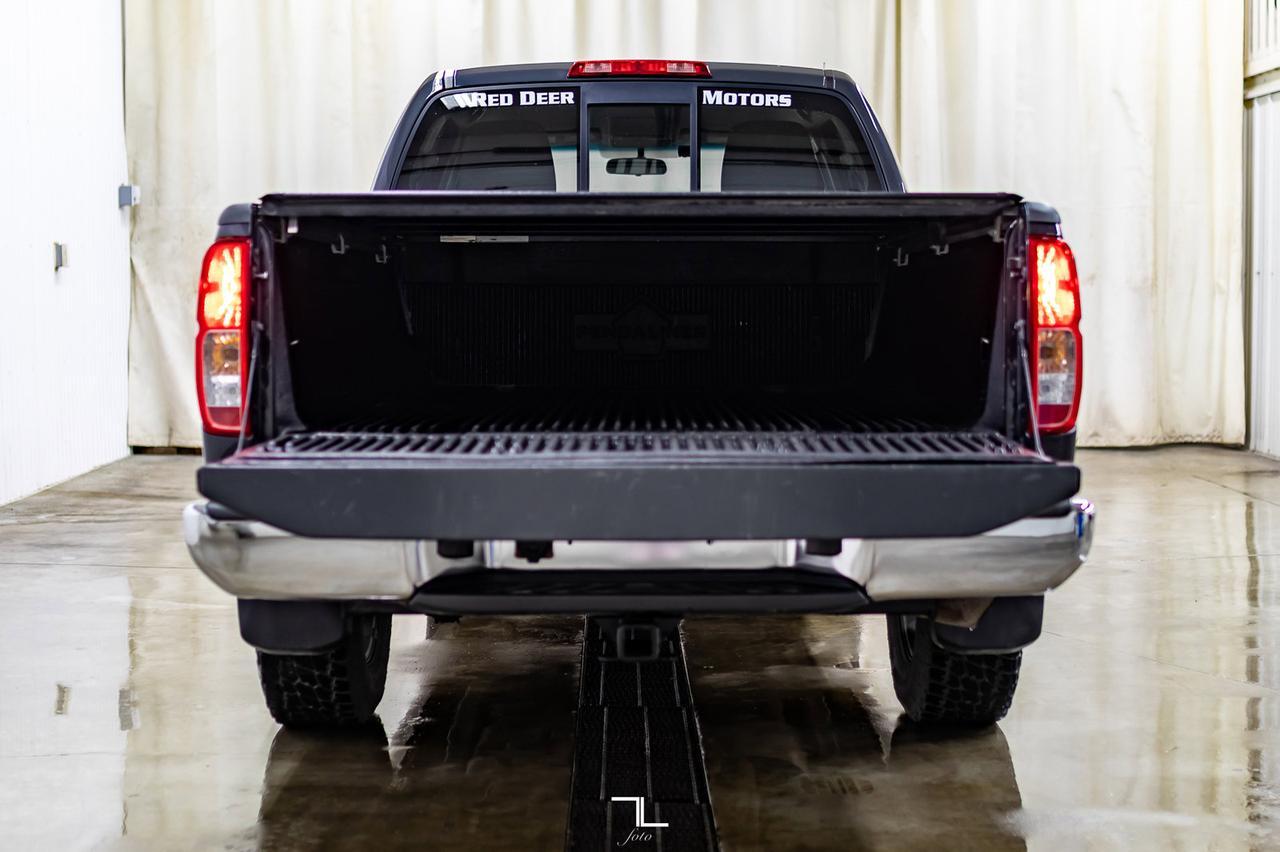 2014 Nissan Frontier 4x4 Crew Cab SV Red Deer AB