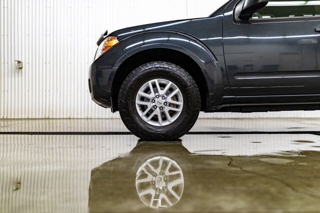 2014 Nissan Frontier 4x4 Crew Cab SV Red Deer AB