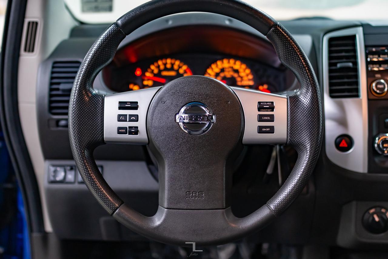 2014 Nissan Frontier 4x4 King Cab SV Pro-4X BCam Red Deer AB