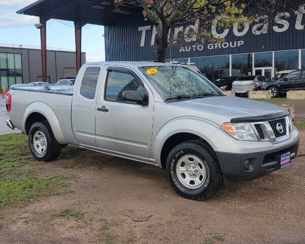 2014 Nissan Frontier S