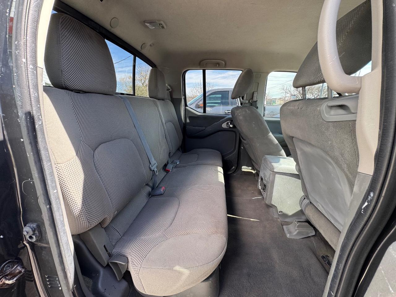 2014 Nissan Frontier S Crew Cab 5AT 2WD Austin TX