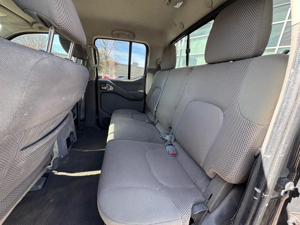 2014 Nissan Frontier S Crew Cab 5AT 2WD Austin TX