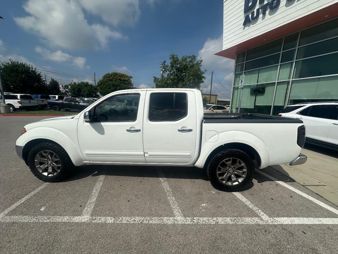 2014 Nissan Frontier SL Austin TX