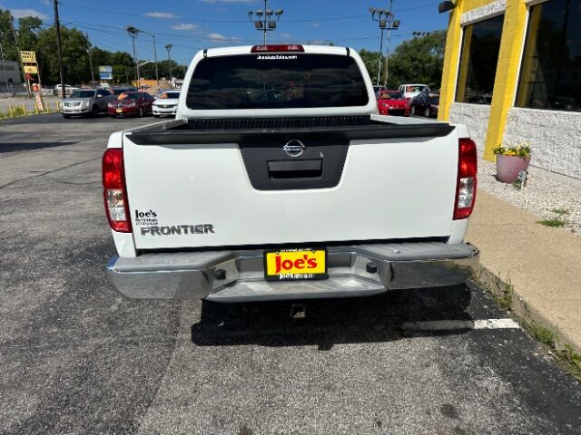 2014 Nissan Frontier SL Crew Cab 2WD Indianapolis IN