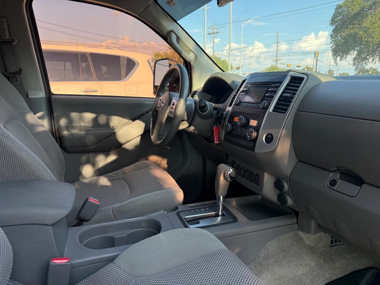 2014 Nissan Frontier SV Austin TX