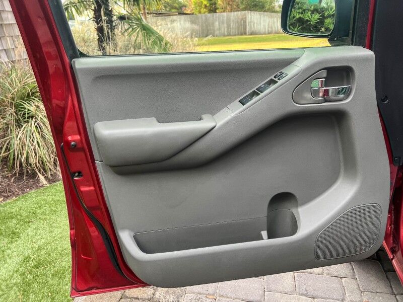 2014 Nissan Frontier SV Wilmington NC