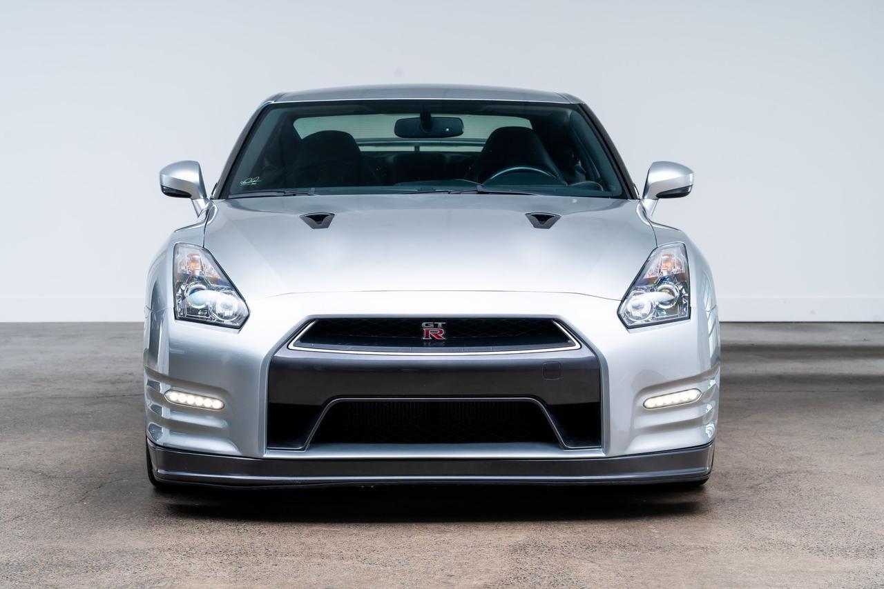 2014 Nissan GT-R Premium Heated Seats Carbon Fiber Wing Portland OR