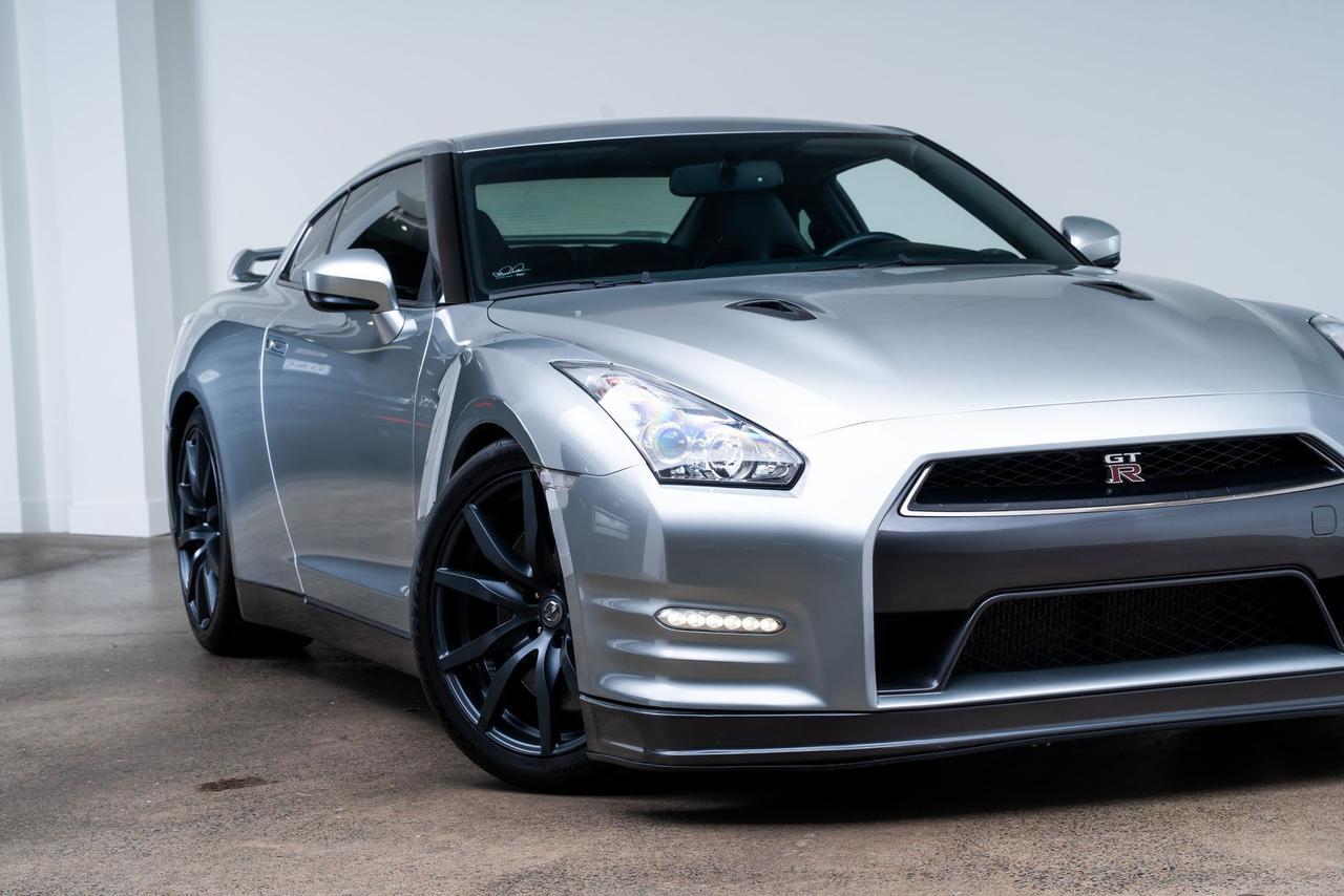 2014 Nissan GT-R Premium Heated Seats Carbon Fiber Wing Portland OR