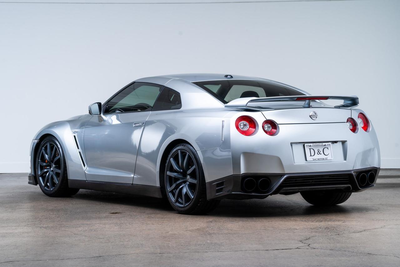 2014 Nissan GT-R Premium Heated Seats Carbon Fiber Wing Portland OR