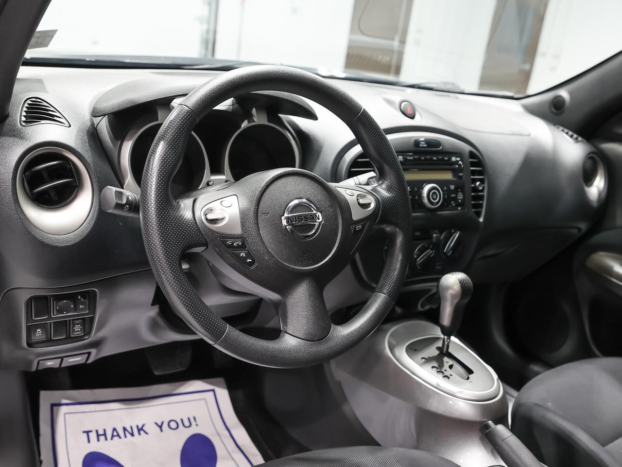 2014 Nissan Juke S photo 9