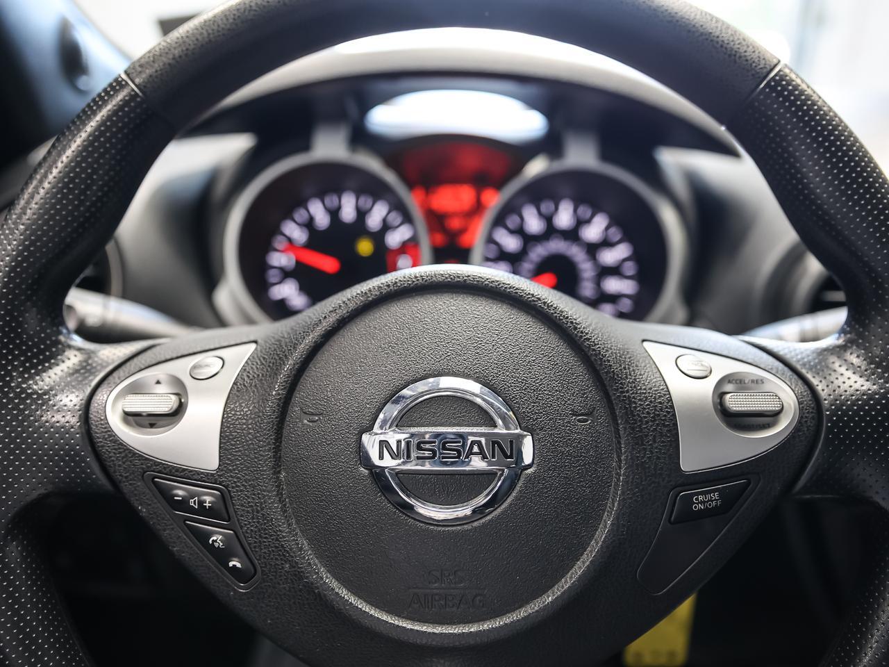 2014 Nissan Juke S photo 29