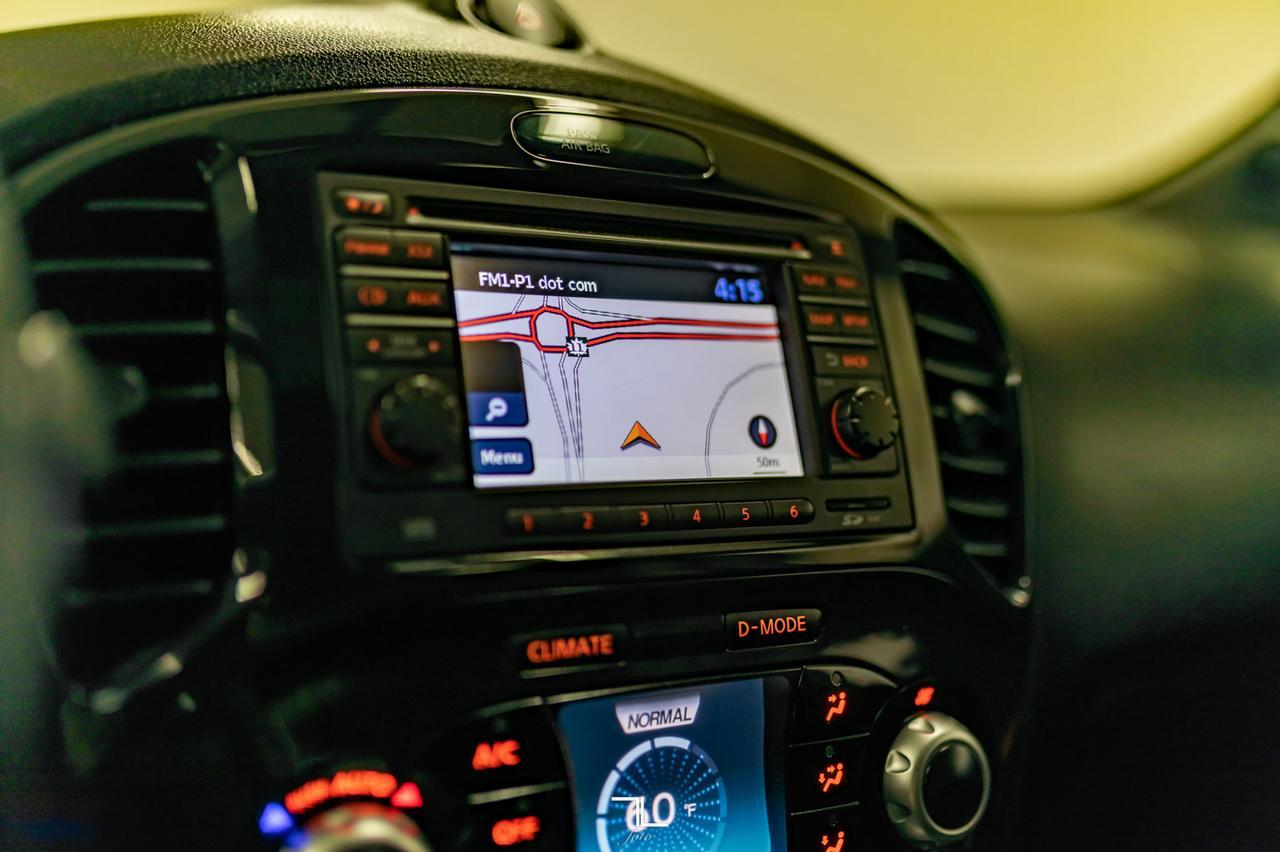 2014 Nissan Juke SV Nav Roof BCam Red Deer AB