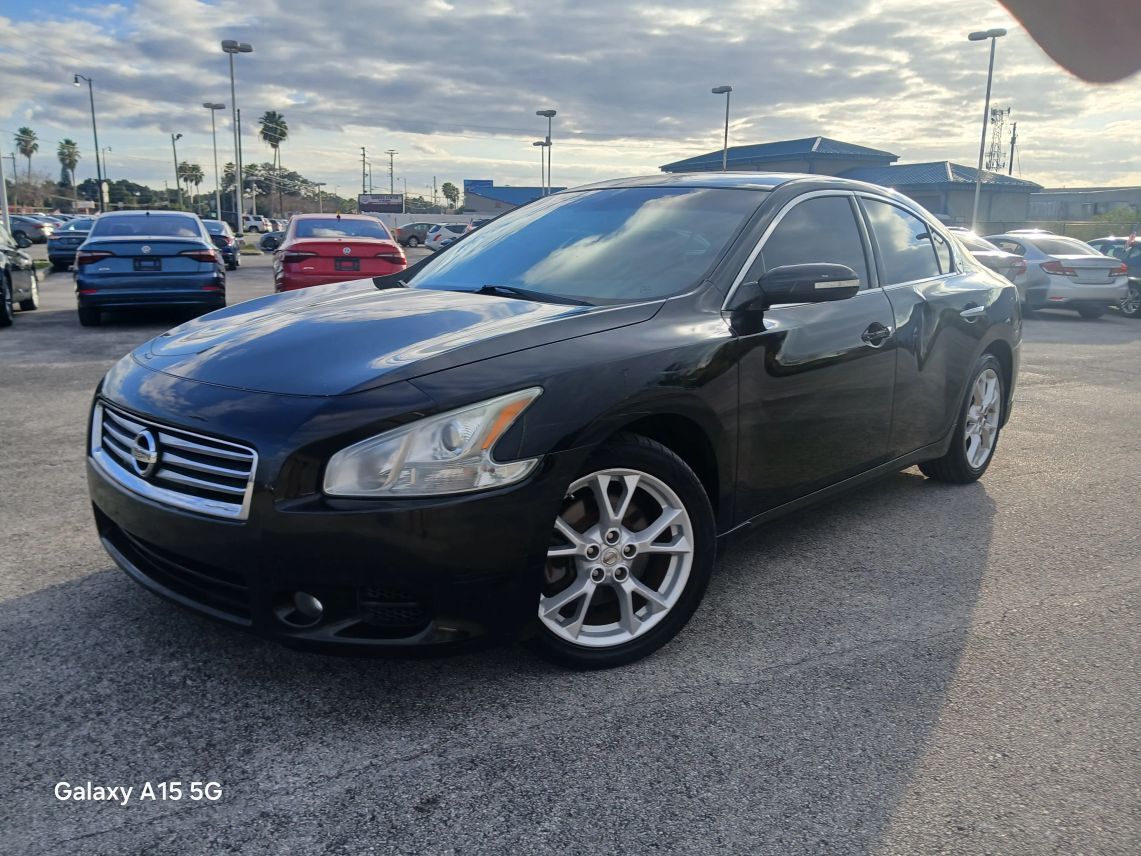 2014 Nissan Maxima SV Sedan 4D