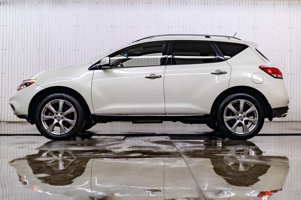 2014 Nissan Murano AWD Platinum Leather Roof Nav BCam Red Deer AB