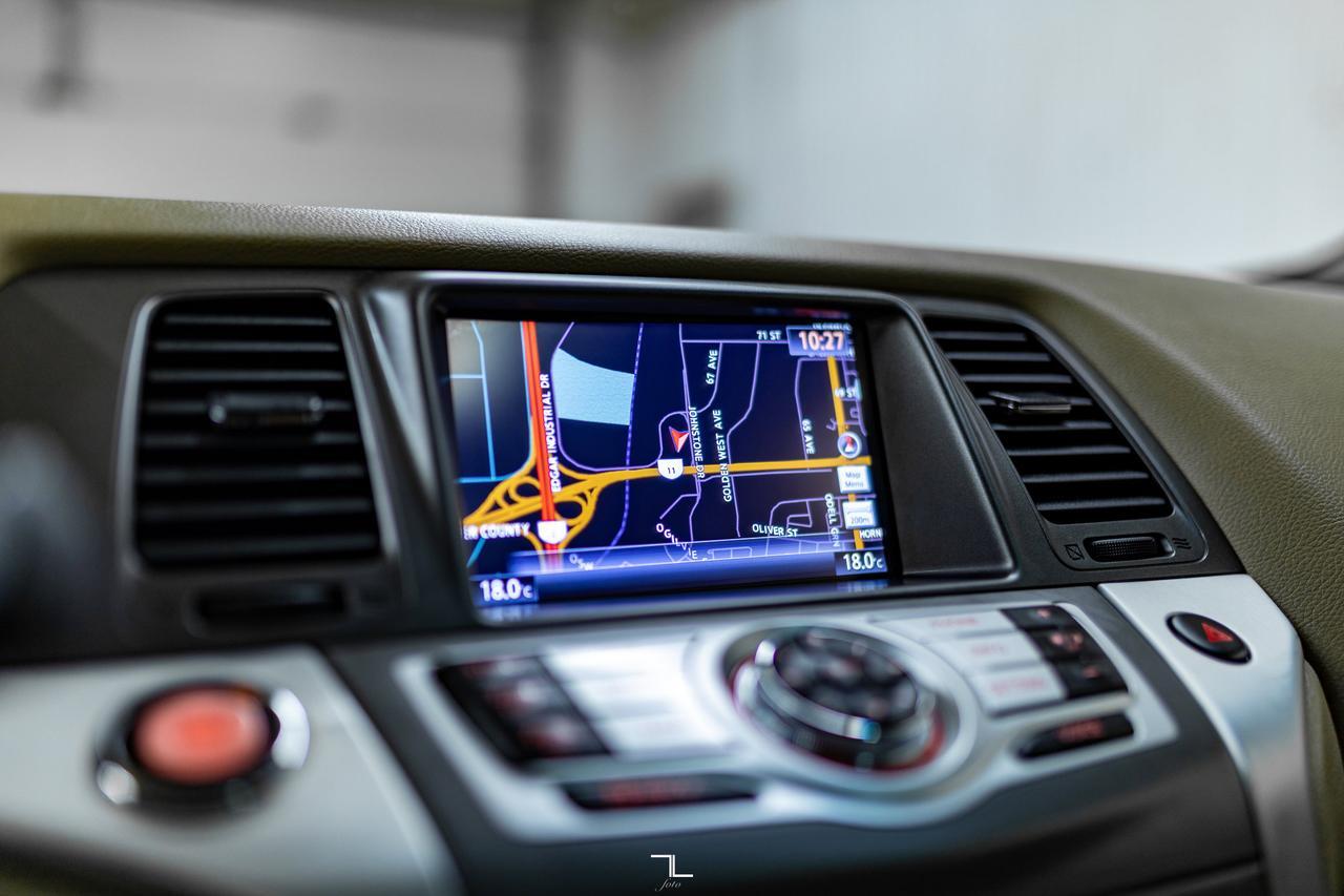 2014 Nissan Murano AWD Platinum Leather Roof Nav BCam Red Deer AB