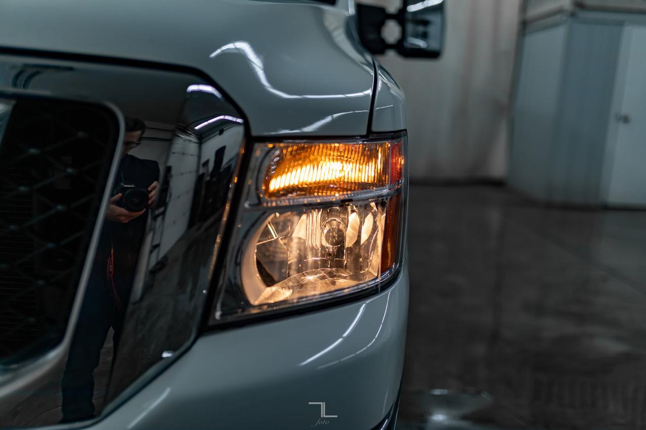 2014 Nissan NV 2500 SV High Roof Cargo Van Nav BCam Red Deer AB