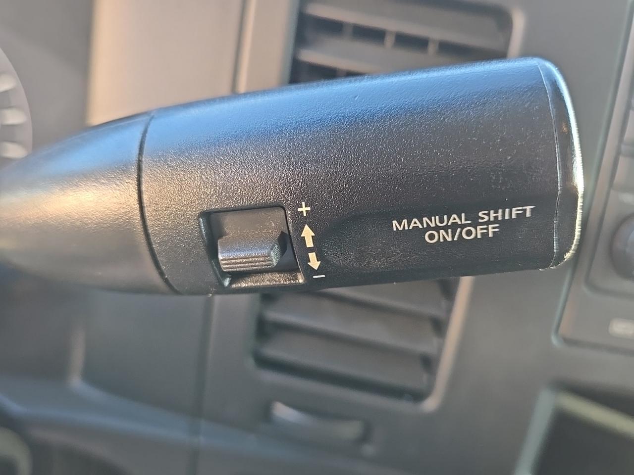 2014 Nissan NV Passenger SV Glen Burnie MD