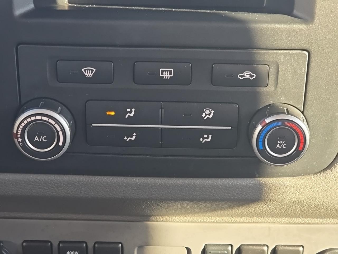 2014 Nissan NV Passenger SV Glen Burnie MD