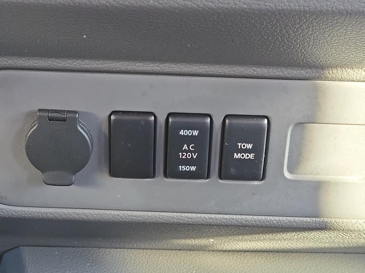 2014 Nissan NV Passenger SV Glen Burnie MD