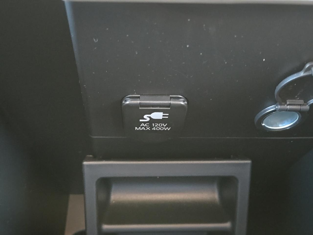 2014 Nissan NV Passenger SV Glen Burnie MD