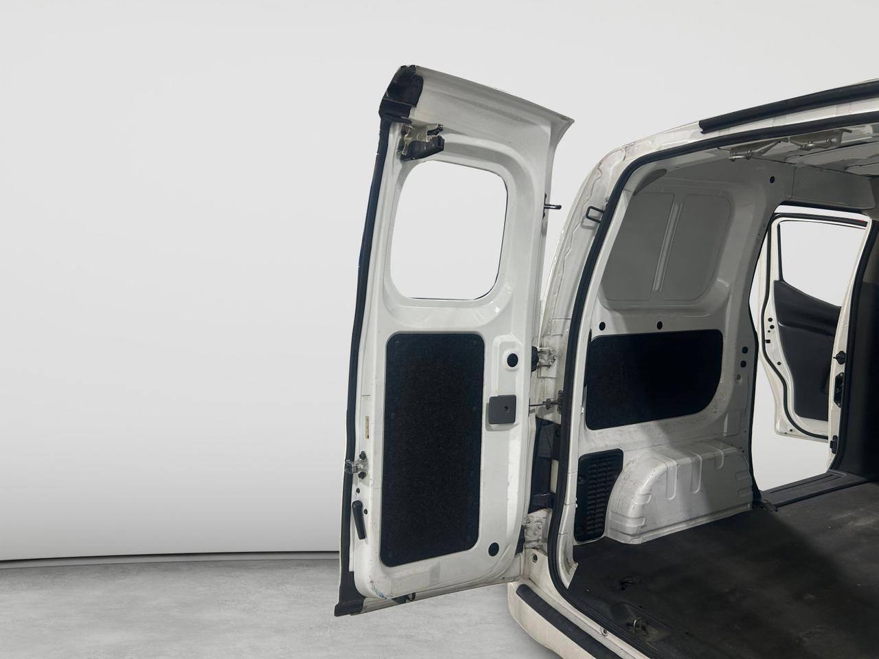 2014 Nissan NV200 SV New Braunfels TX