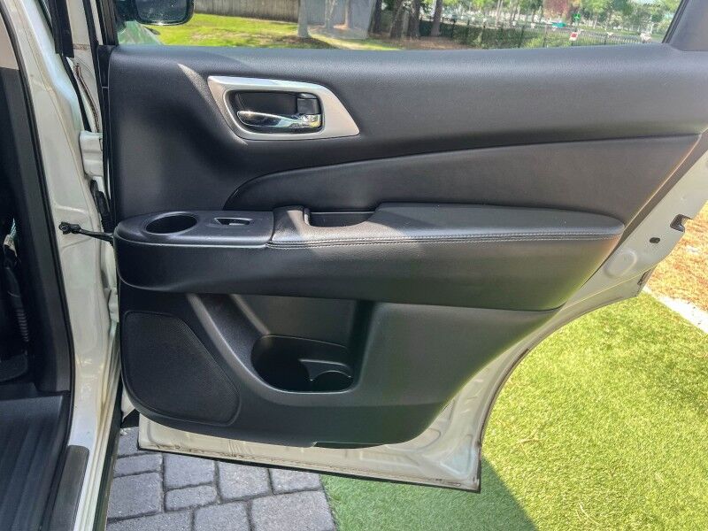 2014 Nissan Pathfinder Platinum Wilmington NC