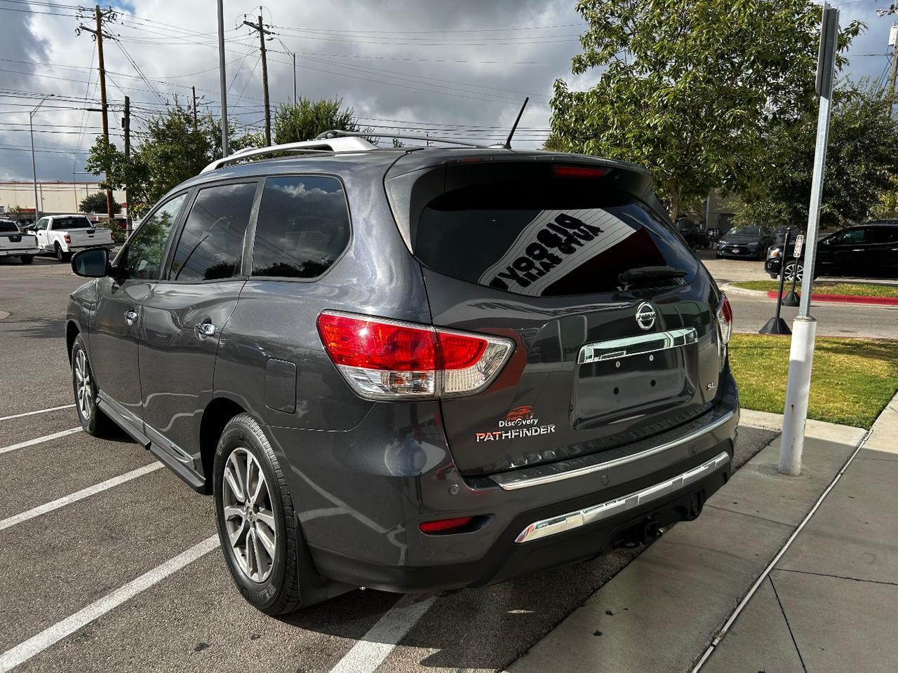 2014 Nissan Pathfinder SL 2WD