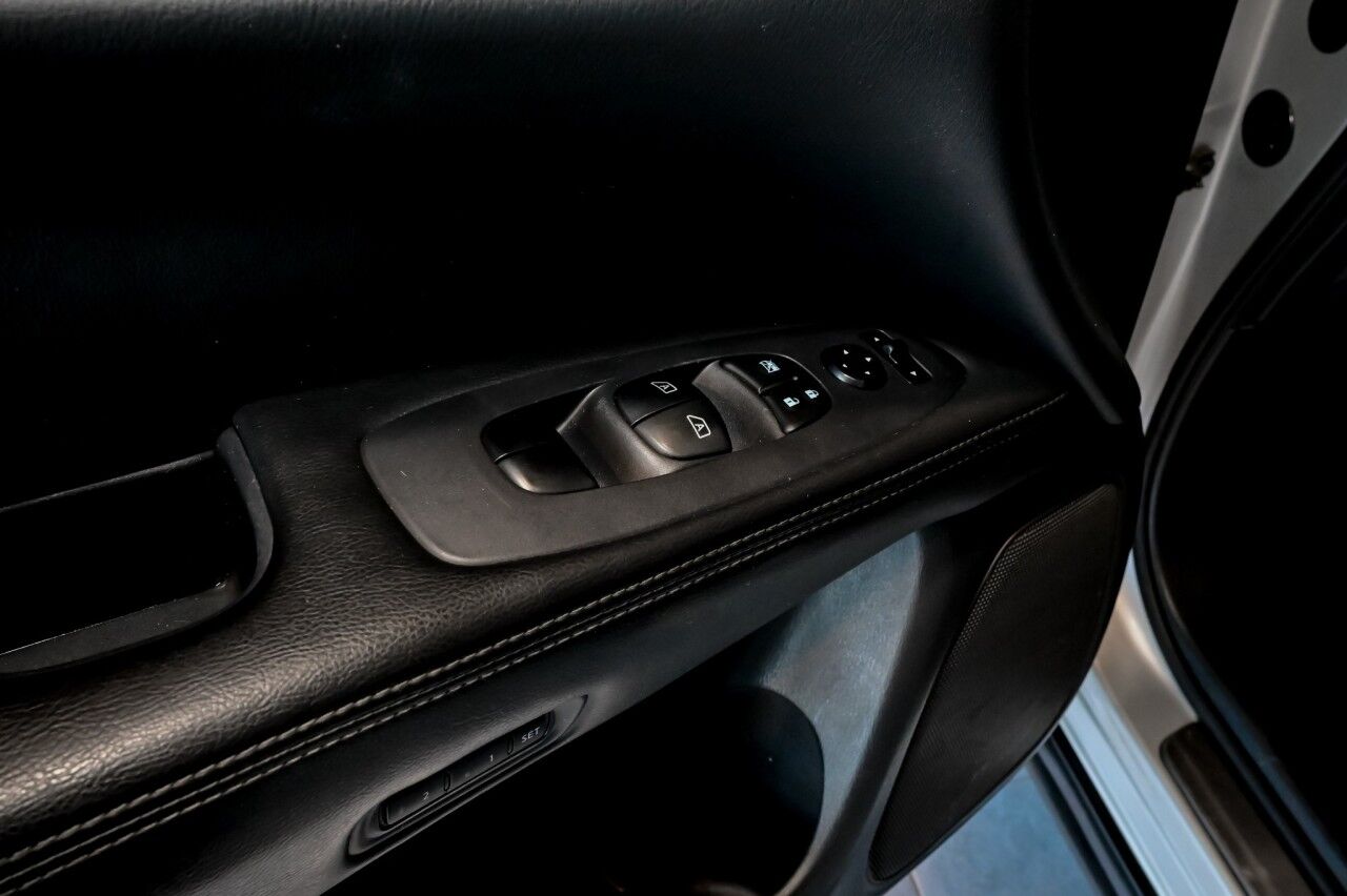 2014 Nissan Pathfinder SL, Nav, B-Up Camera, Rear Entertainment Springfield NJ