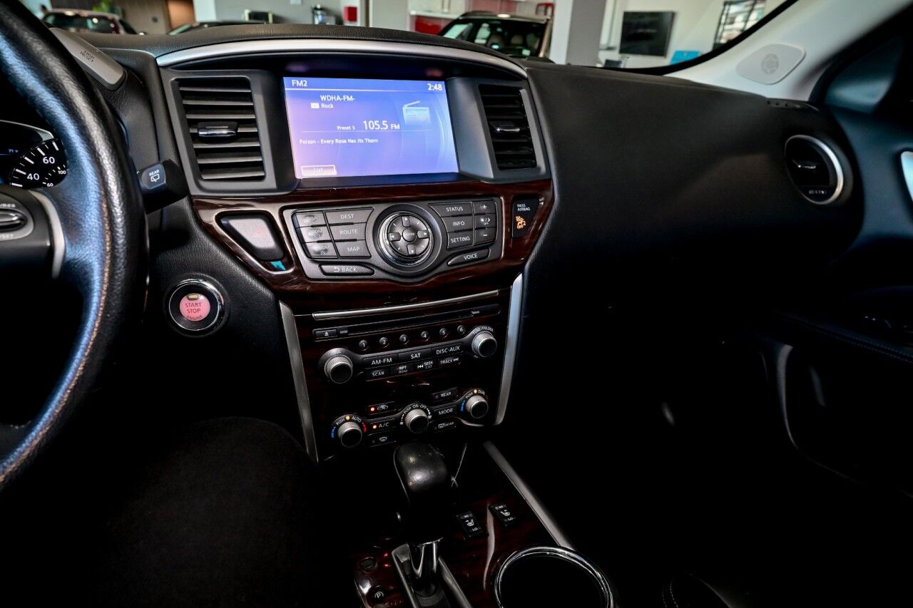 2014 Nissan Pathfinder SL, Nav, B-Up Camera, Rear Entertainment Springfield NJ