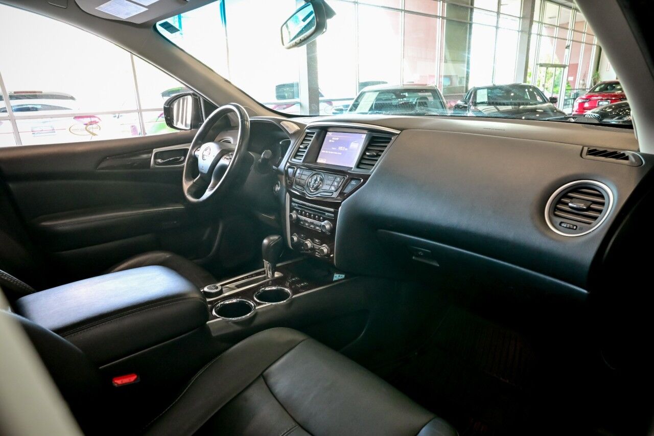 2014 Nissan Pathfinder SL, Nav, B-Up Camera, Rear Entertainment Springfield NJ